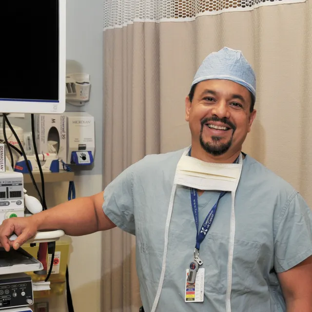 Dr. Hector Roldan, MD, FRCSC, FACS, General Surgeon & Cosmetic Medicine Specialist, Muskoka Algonquin Healthcare